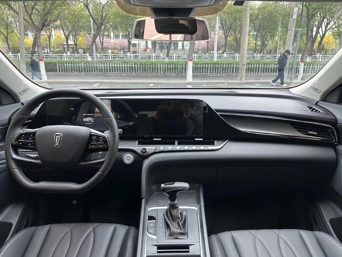 2022 Bestune T55 1.5T 169HP L4 7DCT,autocango,china used car exporter,china ev exporter,chinese used car exporter,chinese used ev exporter