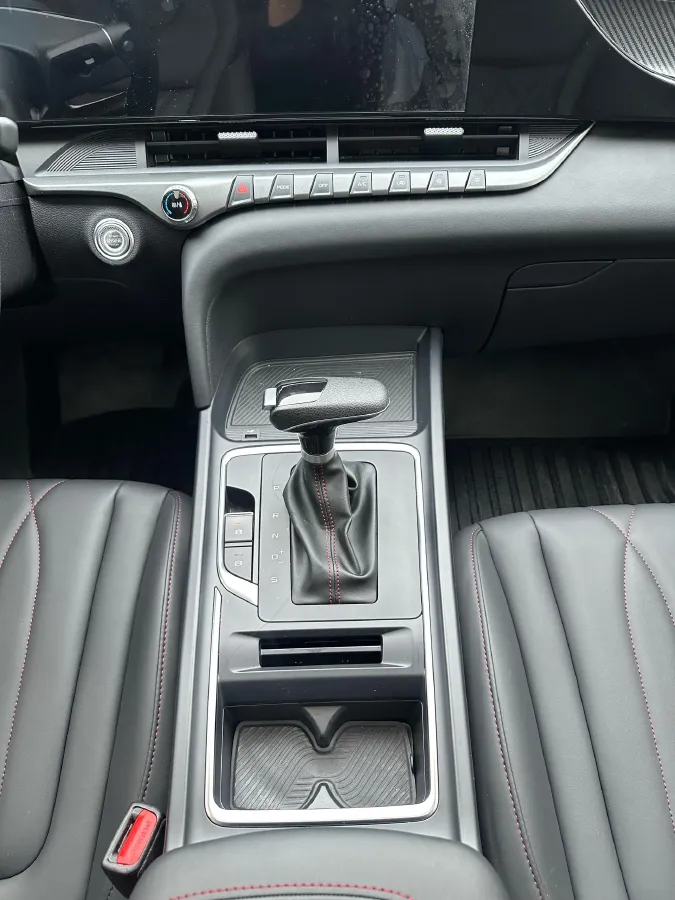 2022 Bestune T55 1.5T 169HP L4 7DCT,autocango,china used car exporter,china ev exporter,chinese used car exporter,chinese used ev exporter