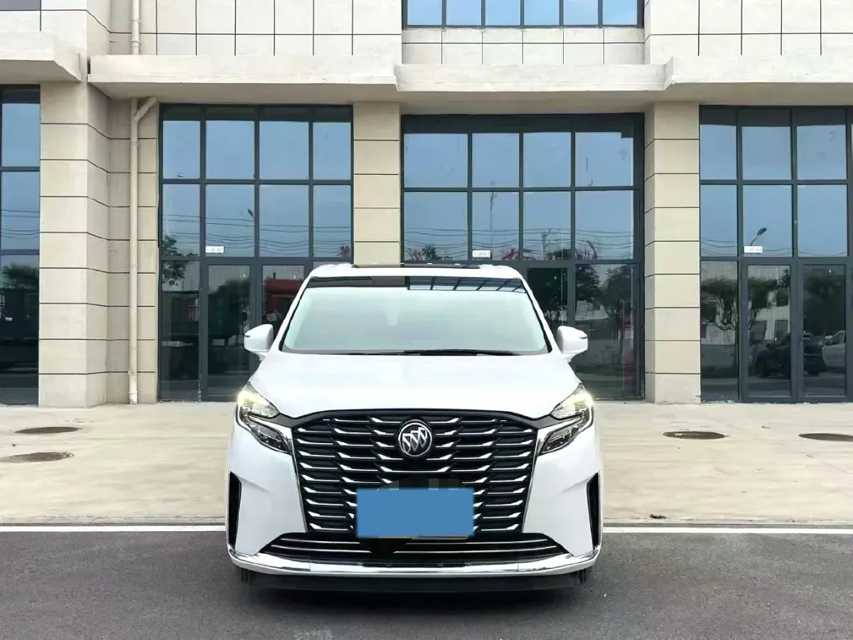 2022 Buick GL8 2.0T 237HP L4 9AT,autocango,china used car exporter,china ev exporter,chinese used car exporter,chinese used ev exporter