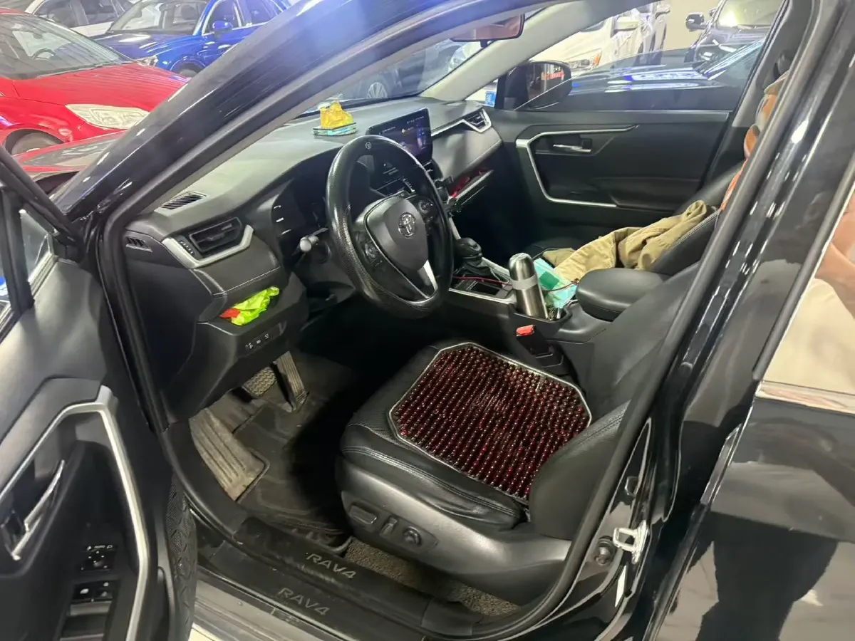 2023 Toyota RAV4 2.0L 171HP L4 CVT,autocango,china used car exporter,china ev exporter,chinese used car exporter,chinese used ev exporter