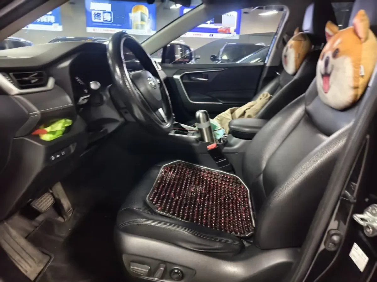 2023 Toyota RAV4 2.0L 171HP L4 CVT,autocango,china used car exporter,china ev exporter,chinese used car exporter,chinese used ev exporter