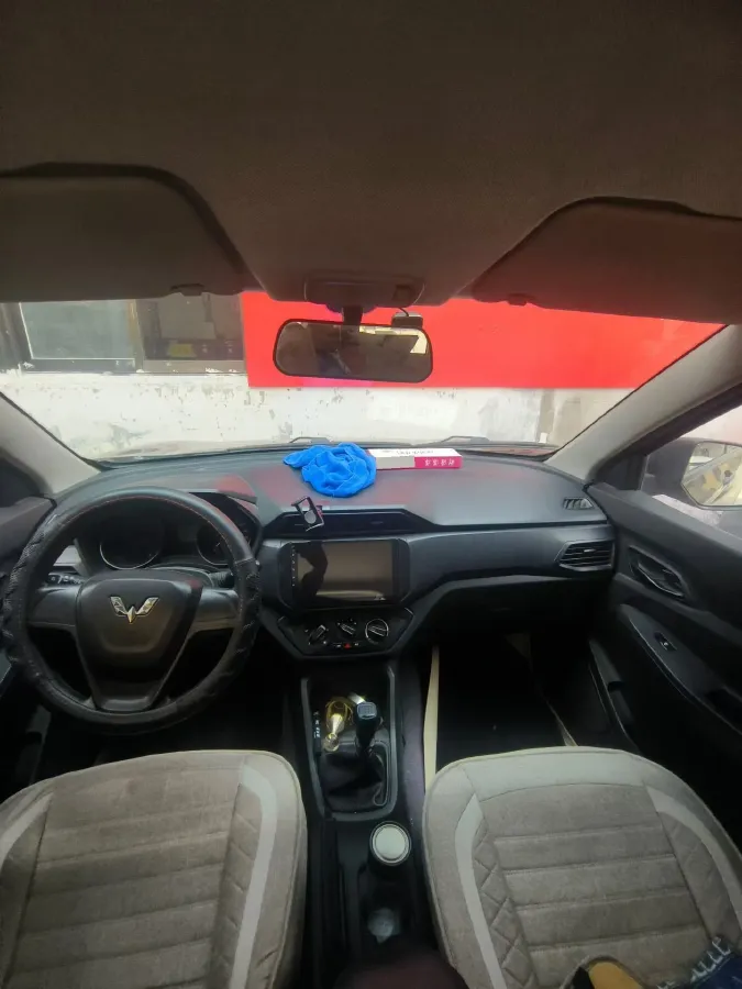 2019 WuLing HongGuang 1.5L 99HP L4 6MT,autocango,china used car exporter,china ev exporter,chinese used car exporter,chinese used ev exporter