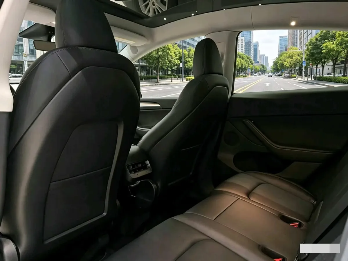 2023 Tesla Model Y BEV 78.4KWH,autocango,china used car exporter,china ev exporter,chinese used car exporter,chinese used ev exporter