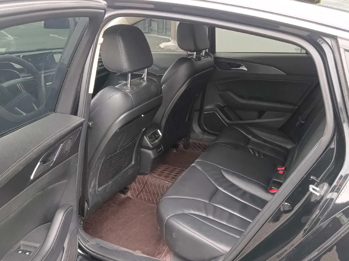 2020 HongQi H5 1.5T 169HP L4 7DCT,autocango,china used car exporter,china ev exporter,chinese used car exporter,chinese used ev exporter