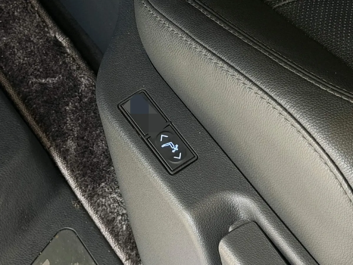 2021 Toyota Sienna 2.5L 192HP L4 E-CVT Hybrid,autocango,china used car exporter,china ev exporter,chinese used car exporter,chinese used ev exporter