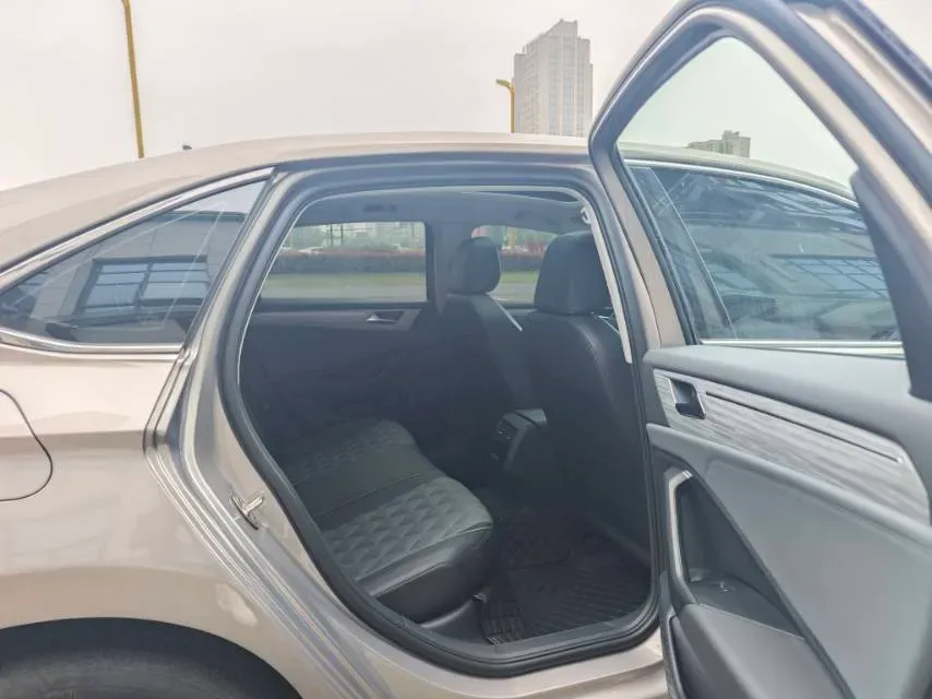 2023 Volkswagen Sagitar 1.5T 160HP L4 7DCT,autocango,china used car exporter,china ev exporter,chinese used car exporter,chinese used ev exporter