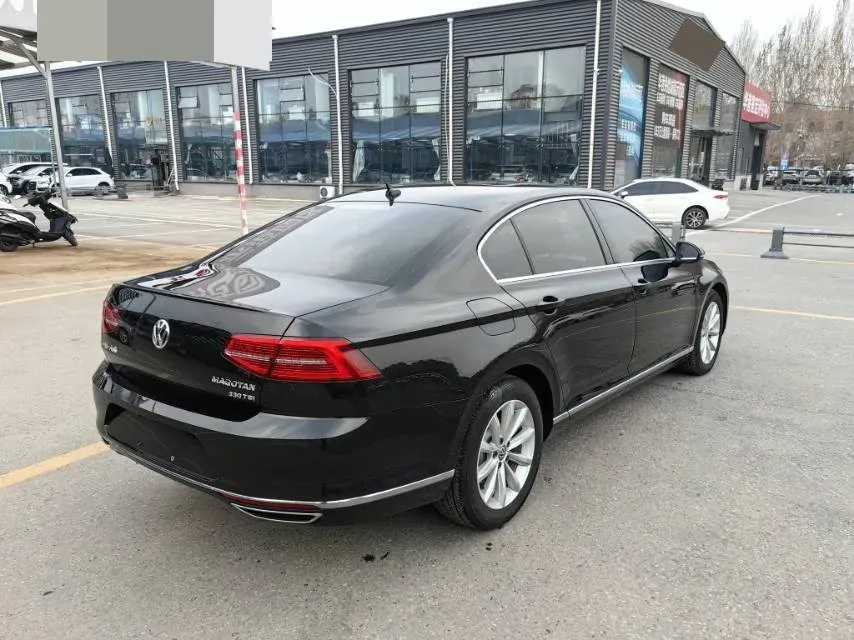 2019 Chevrolet Malibu XL 2.0T 241HP L4 9AT,autocango,china used car exporter,china ev exporter,chinese used car exporter,chinese used ev exporter