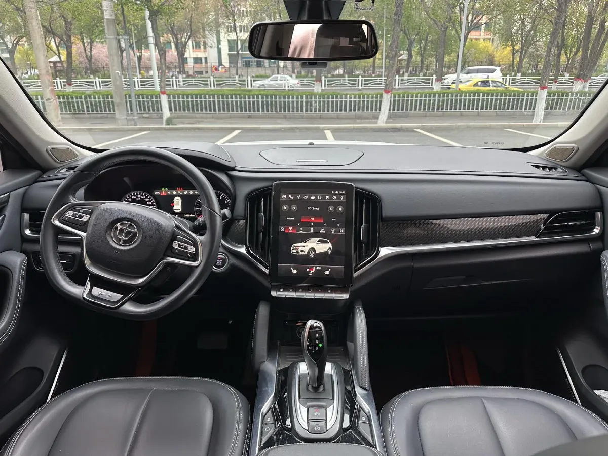 2018 Brilliance Auto V7 1.6T 204HP L4 7DCT,autocango,china used car exporter,china ev exporter,chinese used car exporter,chinese used ev exporter