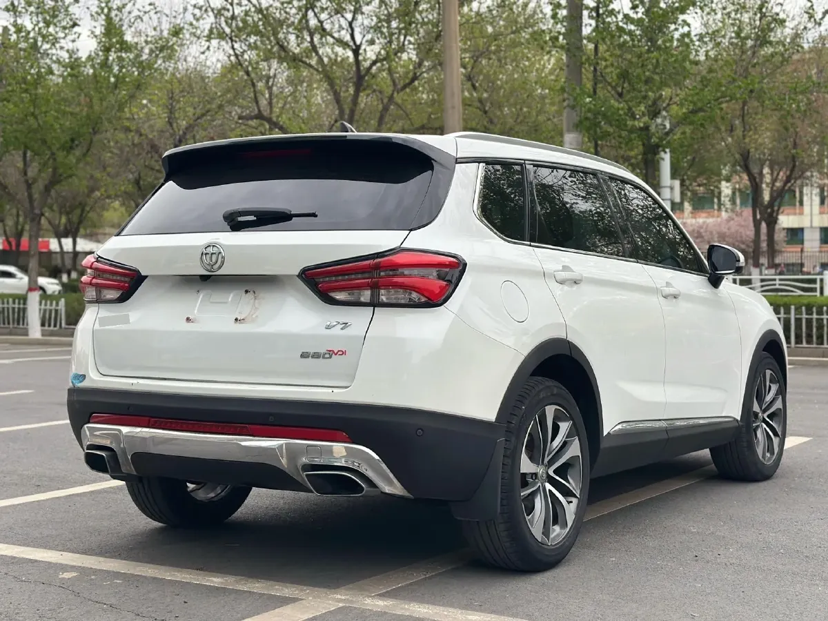 2018 Brilliance Auto V7 1.6T 204HP L4 7DCT,autocango,china used car exporter,china ev exporter,chinese used car exporter,chinese used ev exporter