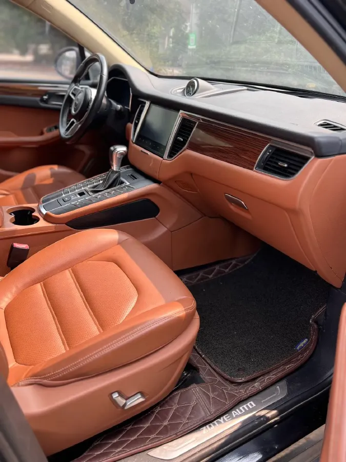 2017 Zotye SR9 2.0T 190HP L4 6DCT,autocango,china used car exporter,china ev exporter,chinese used car exporter,chinese used ev exporter