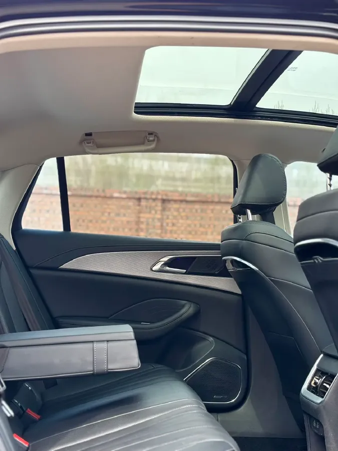 2023 HongQi H5 1.5T 169HP L4 7DCT,autocango,china used car exporter,china ev exporter,chinese used car exporter,chinese used ev exporter