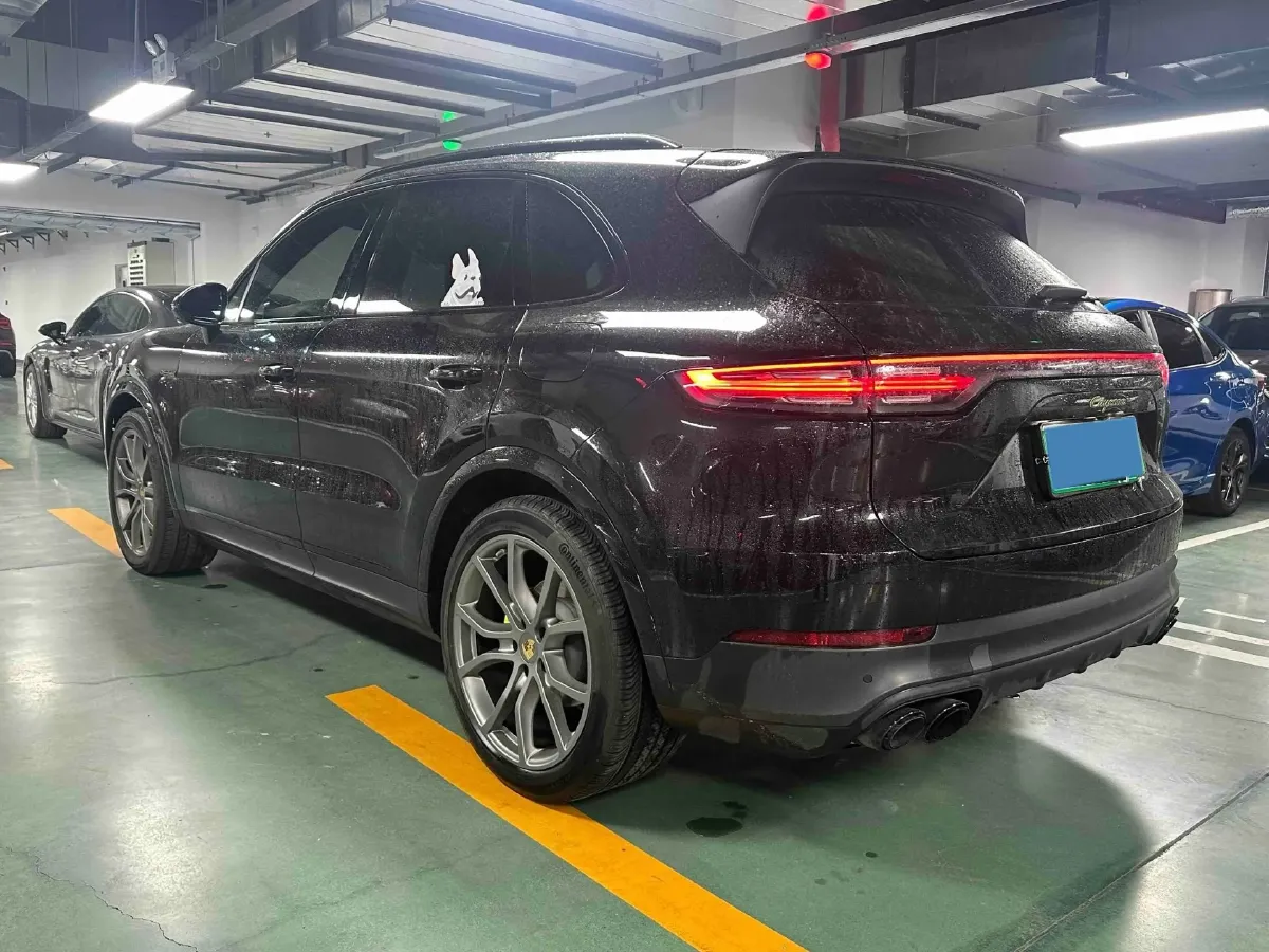 2023 Porsche Cayenne 2.0T 252HP L4 8AT PHEV 17.9KWH,autocango,china used car exporter,china ev exporter,chinese used car exporter,chinese used ev exporter