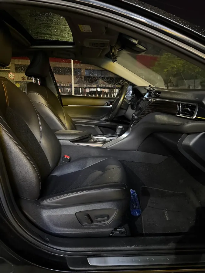 2019 Toyota Camry 2.0L 178HP L4 CVT,autocango,china used car exporter,china ev exporter,chinese used car exporter,chinese used ev exporter