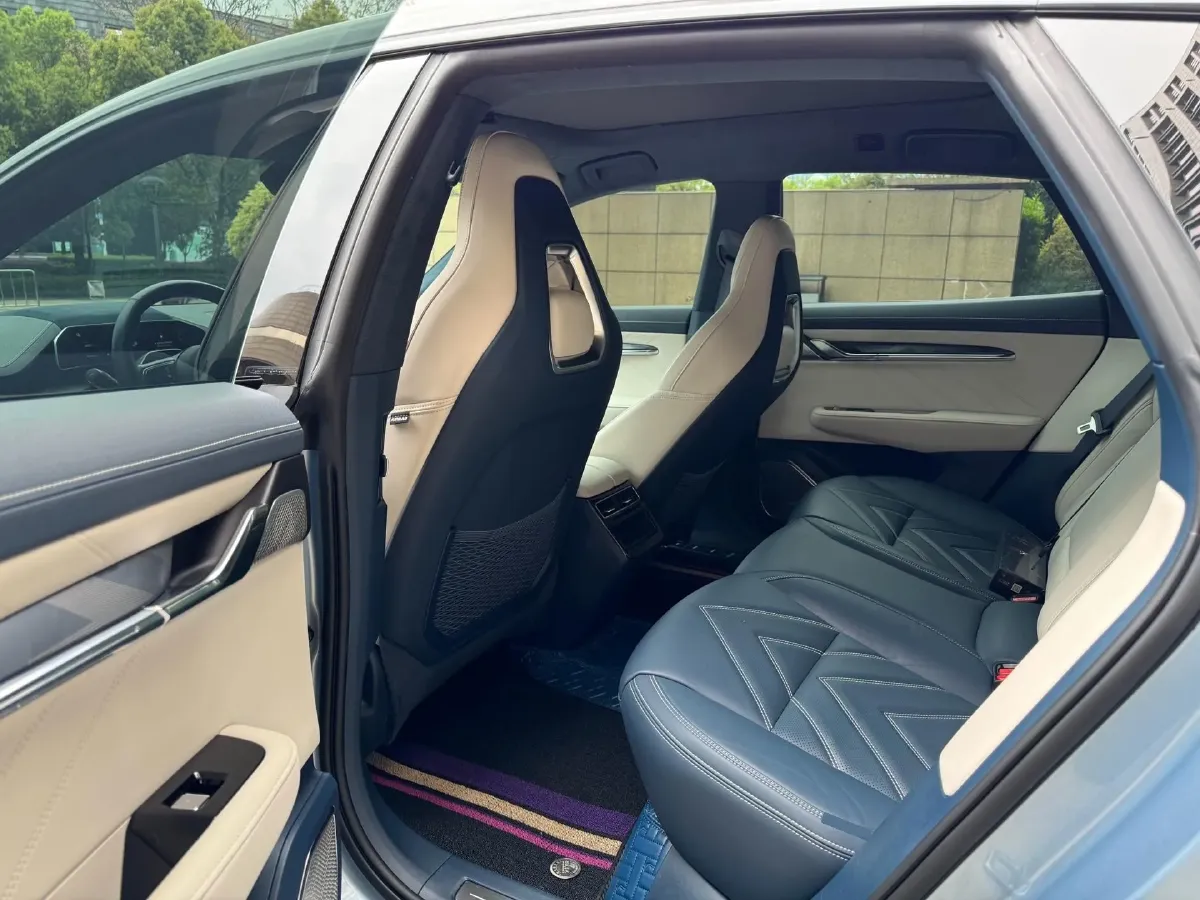 2022 Zeekr 001 BEV 86KWH,autocango,china used car exporter,china ev exporter,chinese used car exporter,chinese used ev exporter