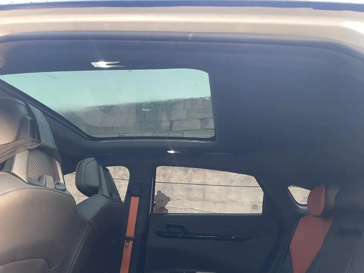 2022 ChangAn UNI-V 1.5T 188HP L4 7DCT,autocango,china used car exporter,china ev exporter,chinese used car exporter,chinese used ev exporter