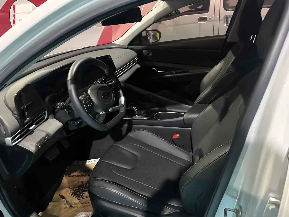 2022 Hyundai Elantra 1.5L 115HP L4 CVT,autocango,china used car exporter,china ev exporter,chinese used car exporter,chinese used ev exporter