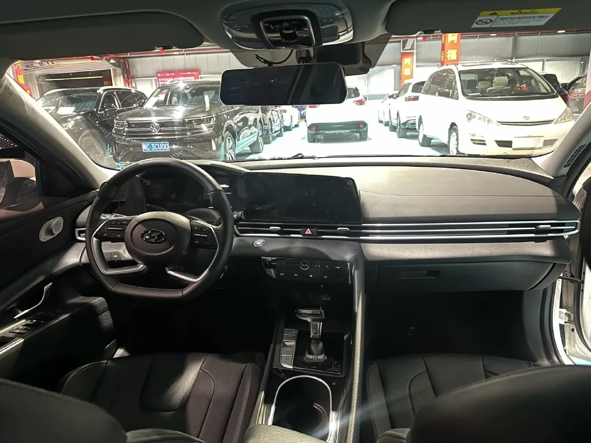 2022 Hyundai Elantra 1.5L 115HP L4 CVT,autocango,china used car exporter,china ev exporter,chinese used car exporter,chinese used ev exporter