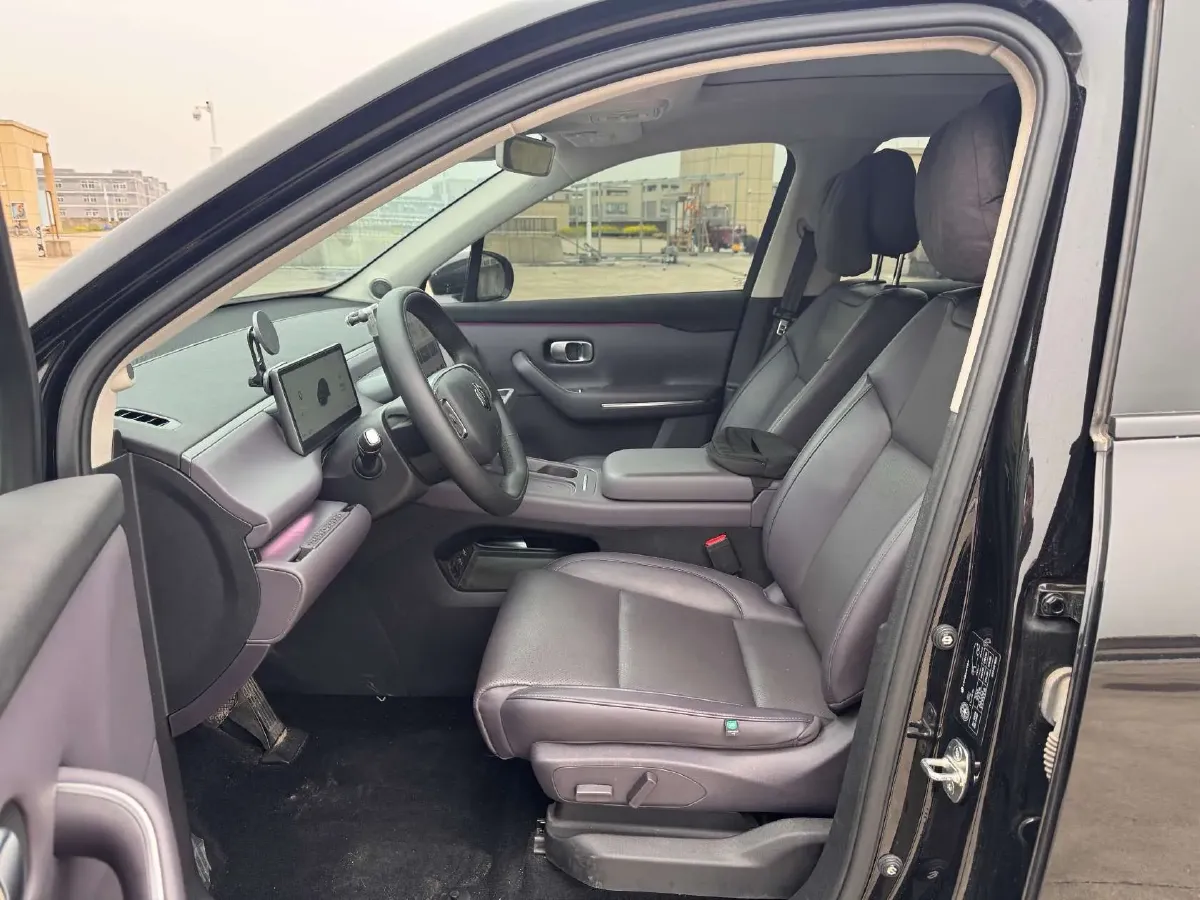 2024 Leapmotor C10 BEV 69.9KWH,autocango,china used car exporter,china ev exporter,chinese used car exporter,chinese used ev exporter