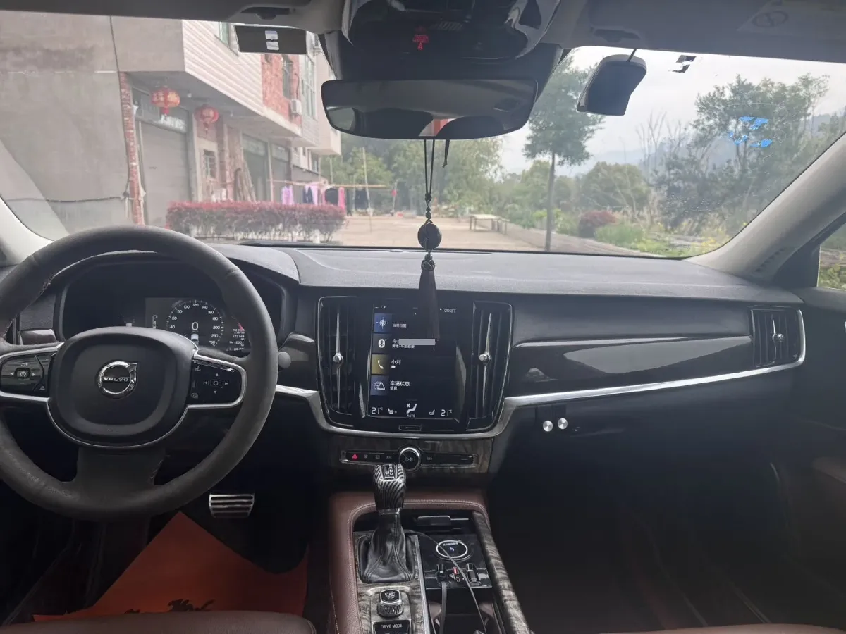 2018 Volvo S90 2.0T 254HP L4 8AT,autocango,china used car exporter,china ev exporter,chinese used car exporter,chinese used ev exporter