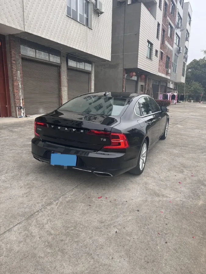 2018 Volvo S90 2.0T 254HP L4 8AT,autocango,china used car exporter,china ev exporter,chinese used car exporter,chinese used ev exporter