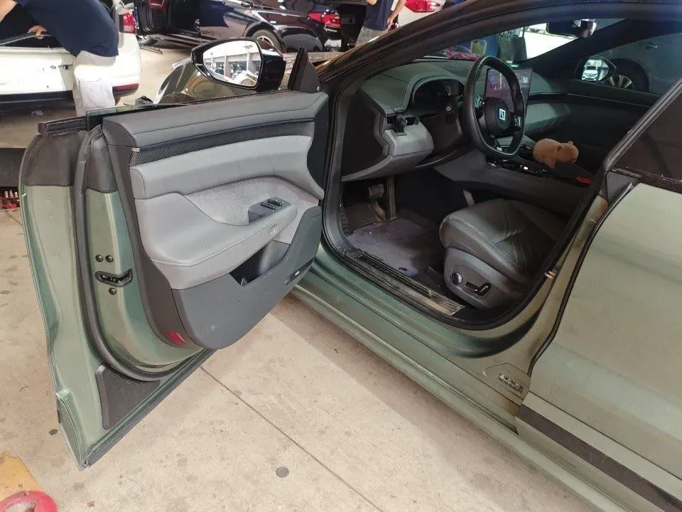 2024 Zeekr 001 BEV 100KWH,autocango,china used car exporter,china ev exporter,chinese used car exporter,chinese used ev exporter