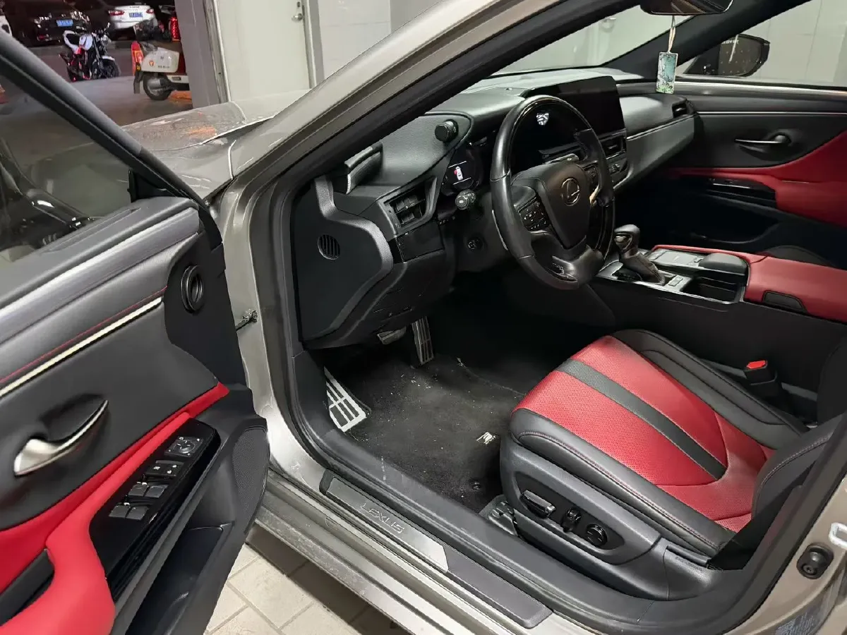 2021 Lexus ES 2.5L 178HP L4 E-CVT Hybrid,autocango,china used car exporter,china ev exporter,chinese used car exporter,chinese used ev exporter