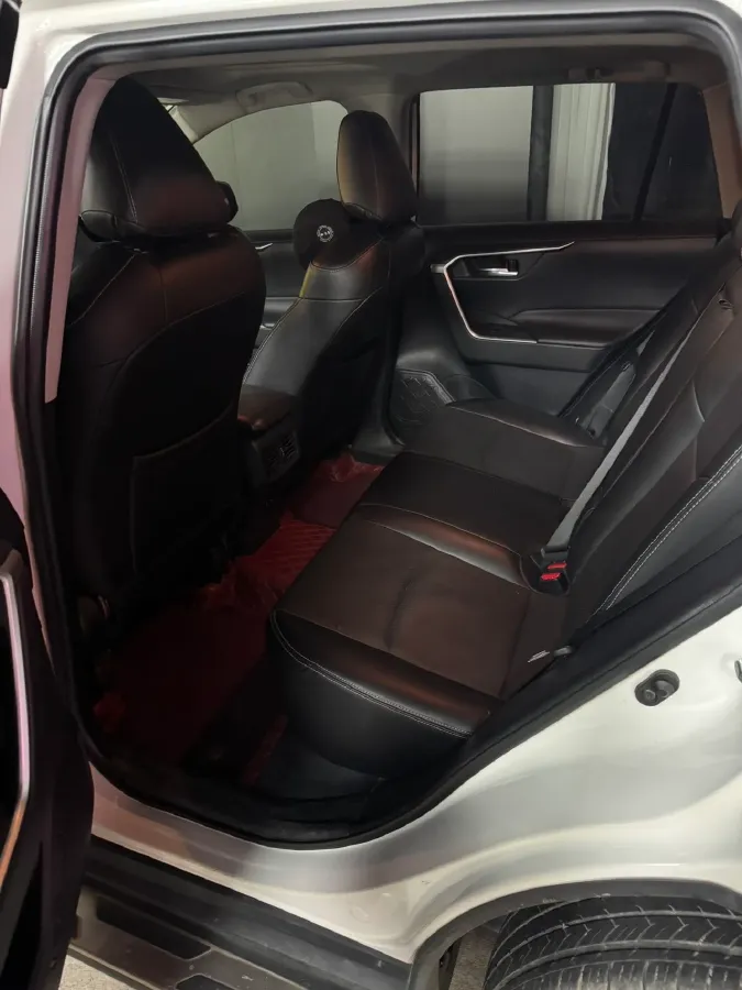 2021 Toyota RAV4 2.0L 171HP L4 CVT,autocango,china used car exporter,china ev exporter,chinese used car exporter,chinese used ev exporter