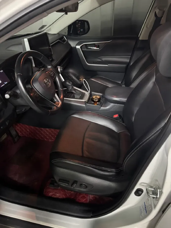 2021 Toyota RAV4 2.0L 171HP L4 CVT,autocango,china used car exporter,china ev exporter,chinese used car exporter,chinese used ev exporter