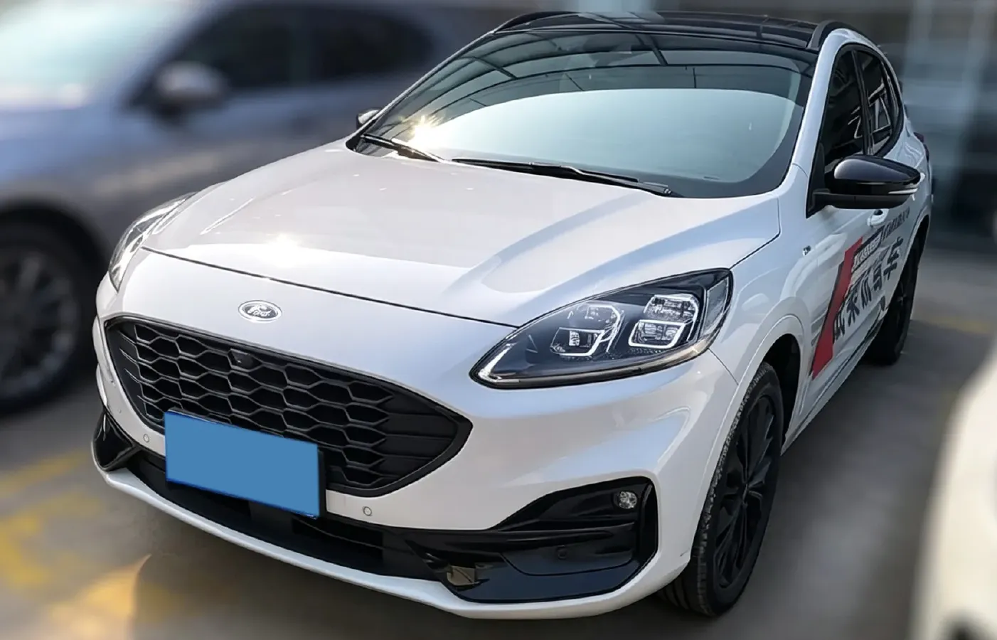 2024 Ford Escape 2.0T 248HP L4 8AT,autocango,china used car exporter,china ev exporter,chinese used car exporter,chinese used ev exporter