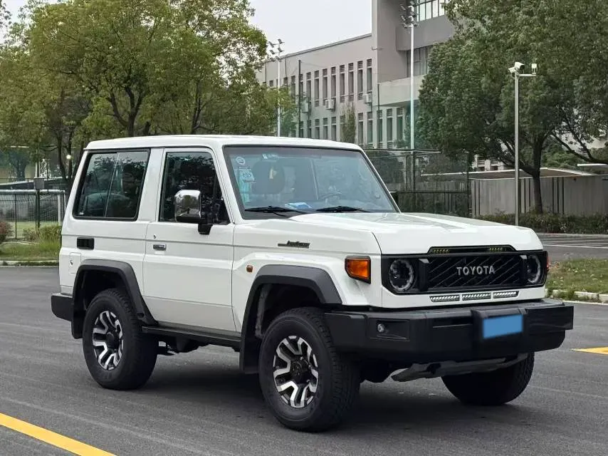 2020 Chevrolet Monza 1.0T 125HP L3 6MT,autocango,china used car exporter,china ev exporter,chinese used car exporter,chinese used ev exporter