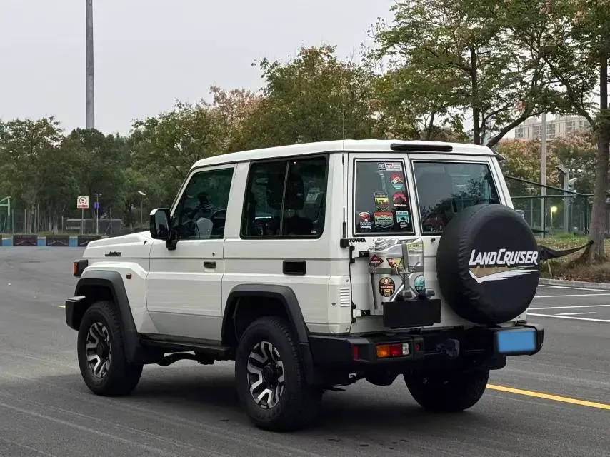 2020 Chevrolet Monza 1.0T 125HP L3 6MT,autocango,china used car exporter,china ev exporter,chinese used car exporter,chinese used ev exporter