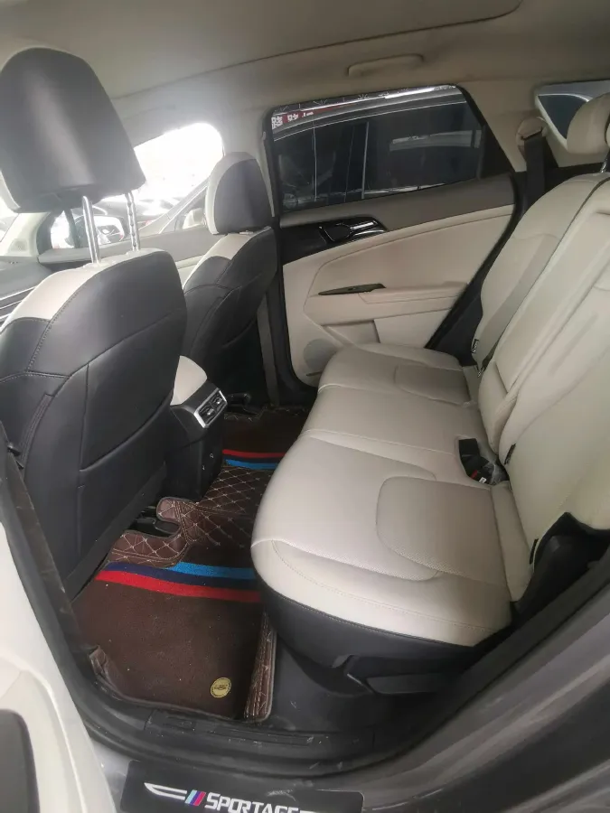 2023 Kia Sportage 1.5T 200HP L4 8AT,autocango,china used car exporter,china ev exporter,chinese used car exporter,chinese used ev exporter