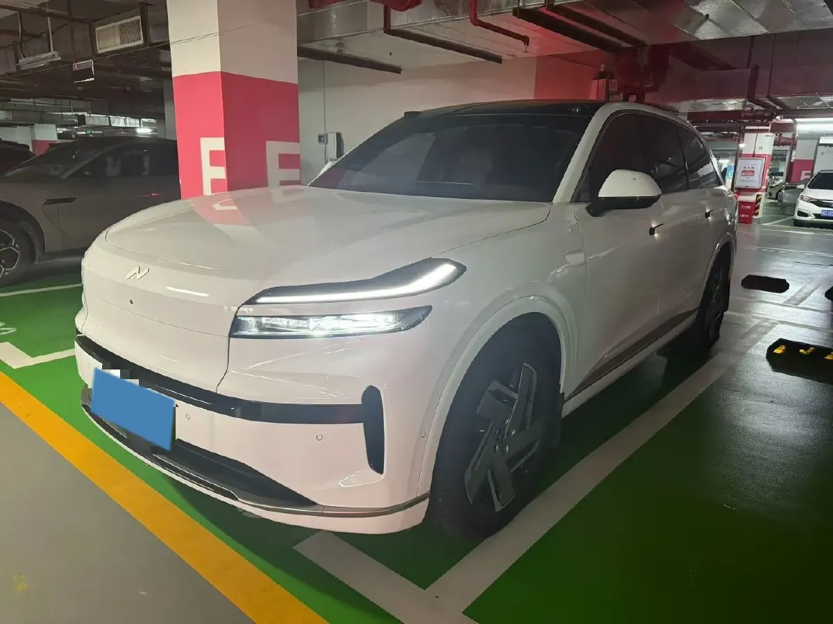 2025 ONVO L90 BEV,autocango,china used car exporter,china ev exporter,chinese used car exporter,chinese used ev exporter