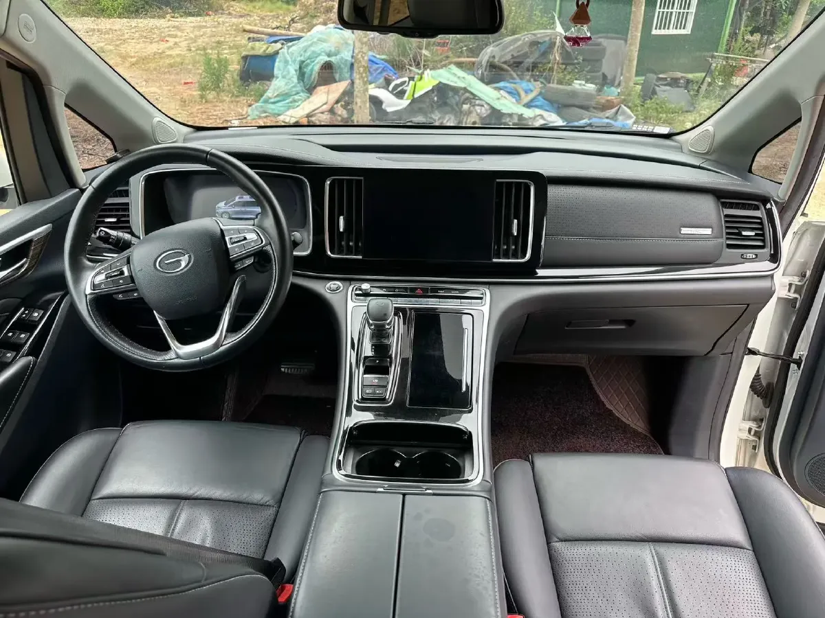 2021 GAC Trumpchi M8 2.0T 252HP L4 8AT,autocango,china used car exporter,china ev exporter,chinese used car exporter,chinese used ev exporter