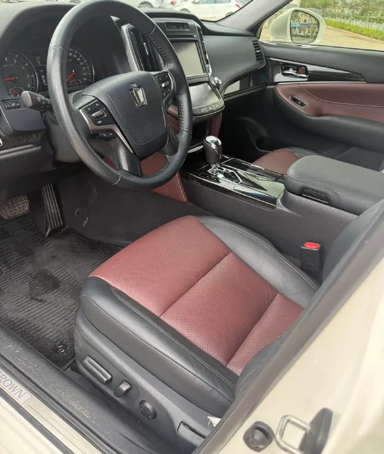 2018 Toyota Highlander 2.0T 220HP L4 6AT,autocango,china used car exporter,china ev exporter,chinese used car exporter,chinese used ev exporter