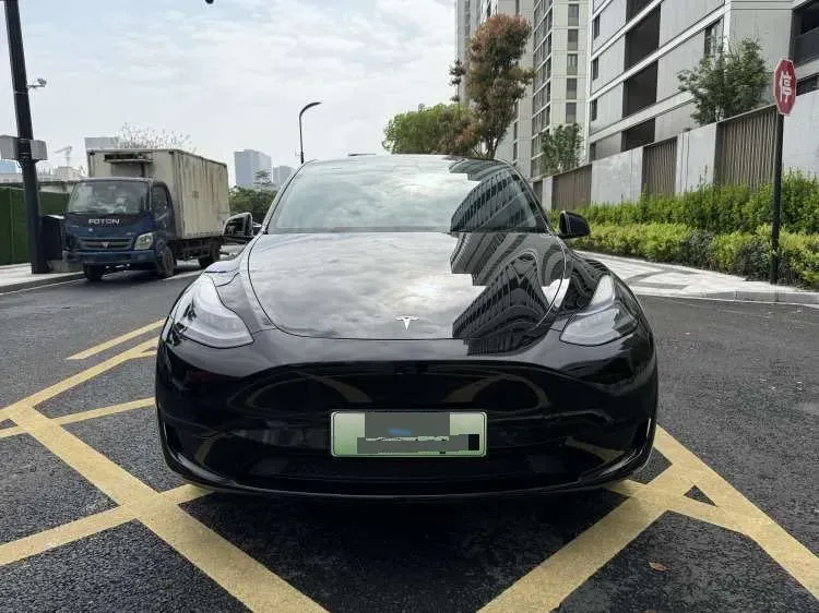 2022 Tesla Model Y BEV 60KWH,autocango,china used car exporter,china ev exporter,chinese used car exporter,chinese used ev exporter