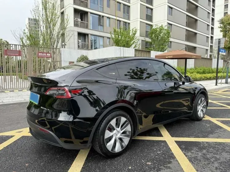 2022 Tesla Model Y BEV 60KWH,autocango,china used car exporter,china ev exporter,chinese used car exporter,chinese used ev exporter