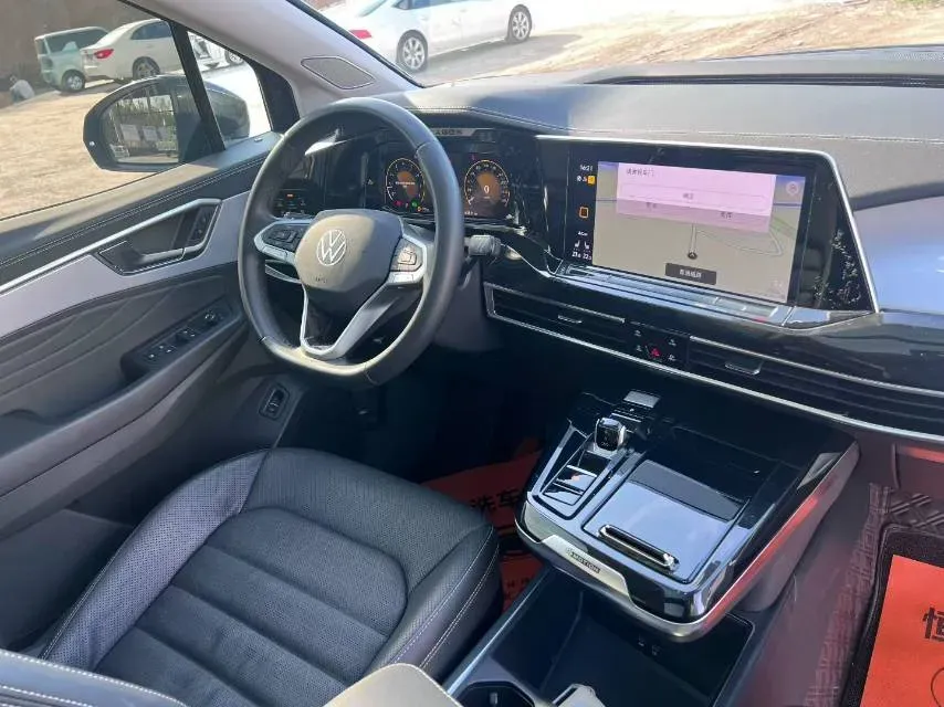 2021 Volkswagen Talagon 2.0T 220HP L4 7DCT,autocango,china used car exporter,china ev exporter,chinese used car exporter,chinese used ev exporter