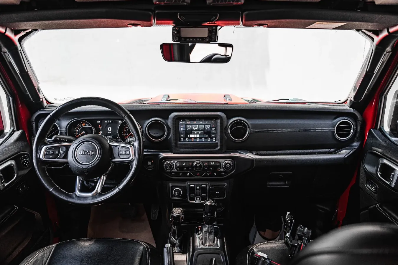 2019 Jeep Wrangler 2.0T 266HP L4 8AT,autocango,china used car exporter,china ev exporter,chinese used car exporter,chinese used ev exporter