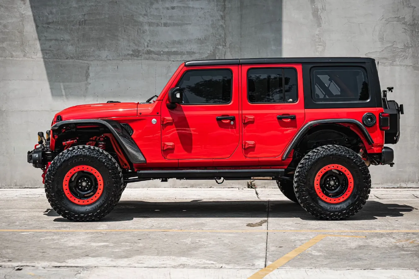 2019 Jeep Wrangler 2.0T 266HP L4 8AT,autocango,china used car exporter,china ev exporter,chinese used car exporter,chinese used ev exporter