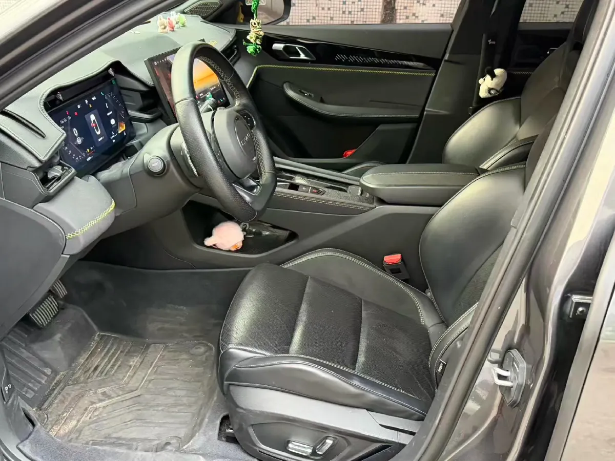 2023 LYNK&CO 03 2.0T 254HP L4 7DCT,autocango,china used car exporter,china ev exporter,chinese used car exporter,chinese used ev exporter