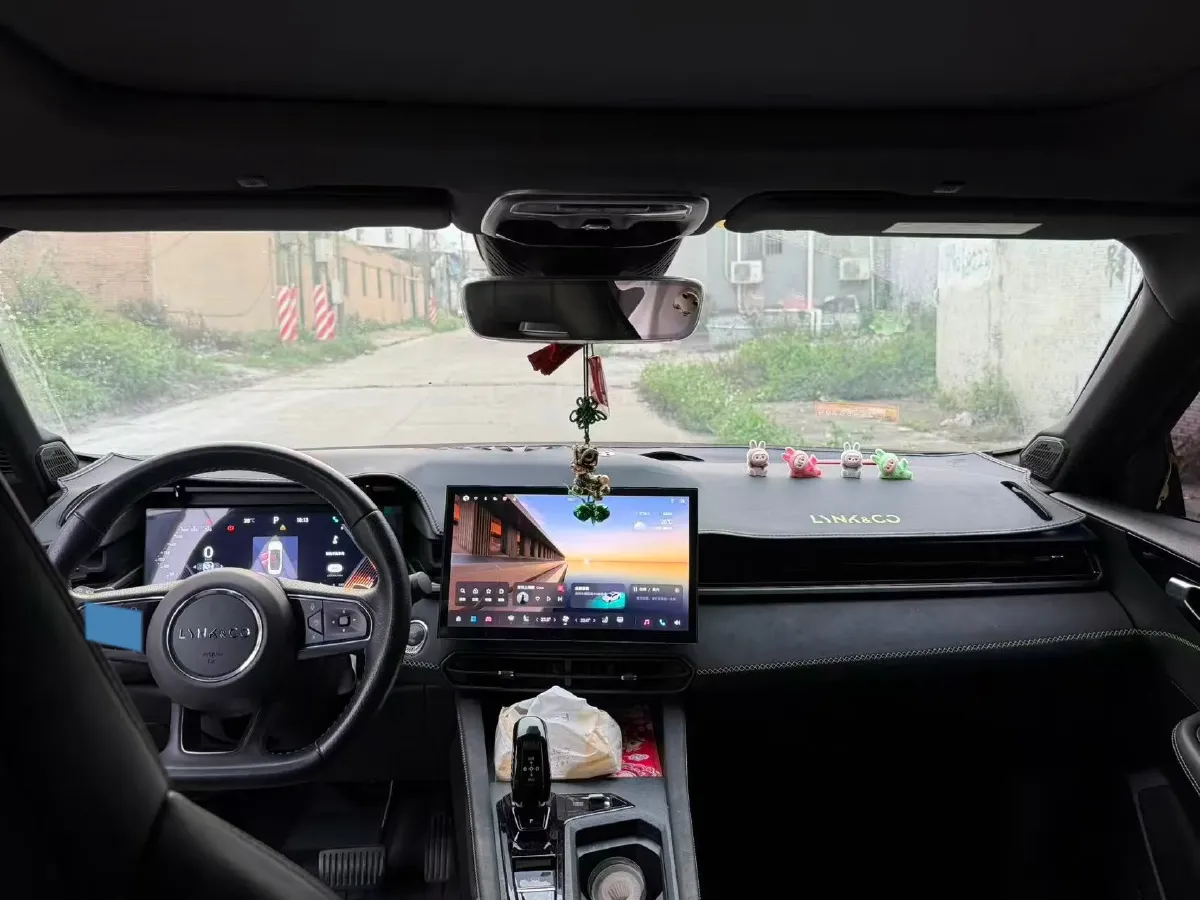 2023 LYNK&CO 03 2.0T 254HP L4 7DCT,autocango,china used car exporter,china ev exporter,chinese used car exporter,chinese used ev exporter