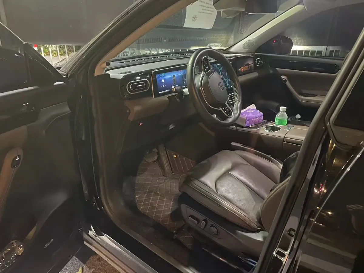 2023 Leapmotor C11 1.5L 95HP L4 REEV 30.1KWH,autocango,china used car exporter,china ev exporter,chinese used car exporter,chinese used ev exporter