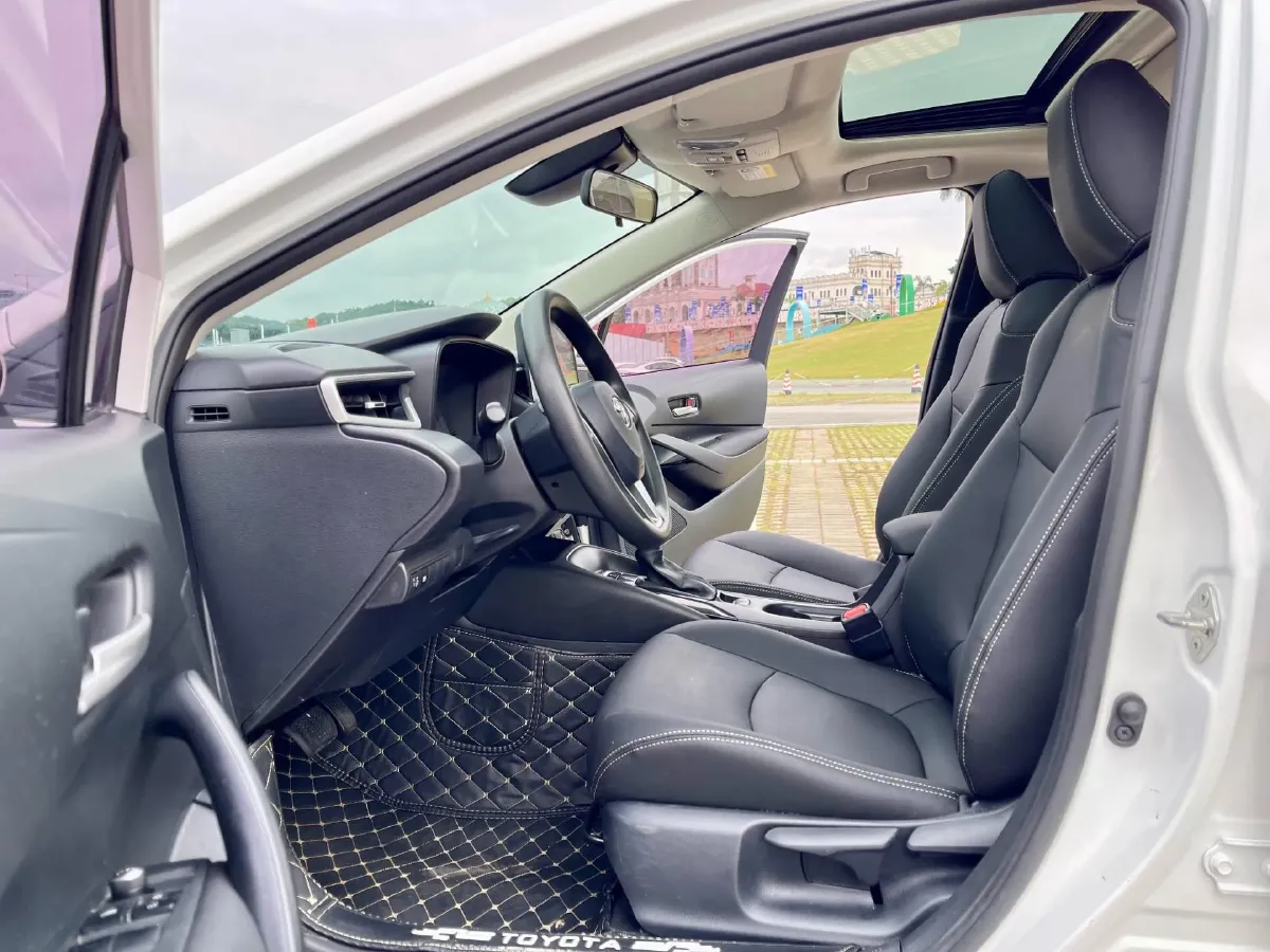 2019 Toyota Corolla 1.2T 116HP L4 CVT,autocango,china used car exporter,china ev exporter,chinese used car exporter,chinese used ev exporter