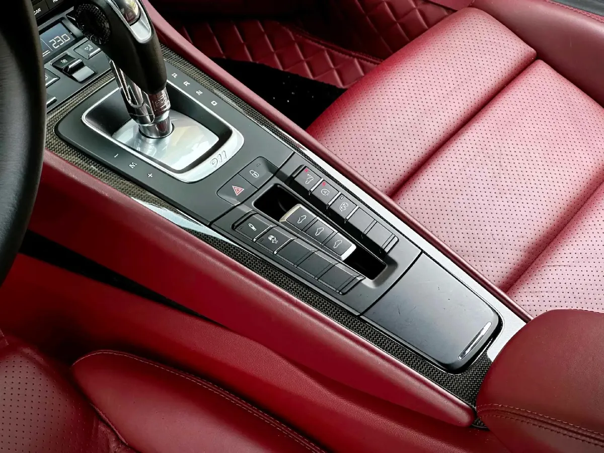 2016 Volvo XC90 PHEV 2.0T 320HP L4 8AT PHEV 9.2KWH,autocango,china used car exporter,china ev exporter,chinese used car exporter,chinese used ev exporter