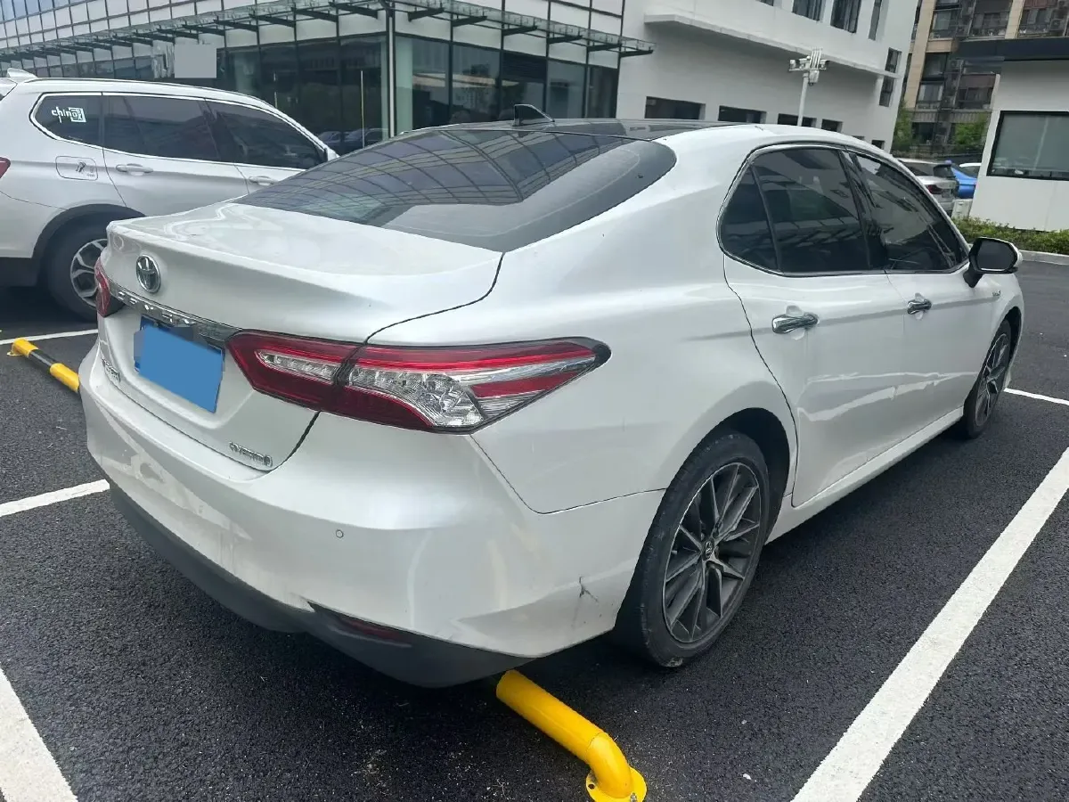 2023 Toyota Camry 2.5L 178HP L4 E-CVT Hybrid,autocango,china used car exporter,china ev exporter,chinese used car exporter,chinese used ev exporter