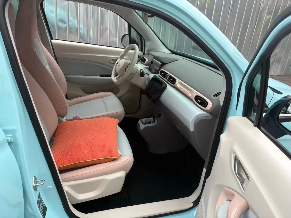 2025 Leapmotor T03 BEV 41.3KWH,autocango,china used car exporter,china ev exporter,chinese used car exporter,chinese used ev exporter