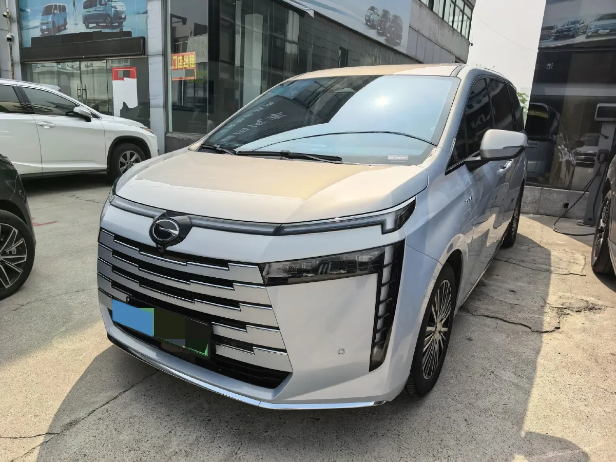 2024 GAC Trumpchi E8 2.0L 140HP L4 2DHT PHEV 25.57KWH,autocango,china used car exporter,china ev exporter,chinese used car exporter,chinese used ev exporter