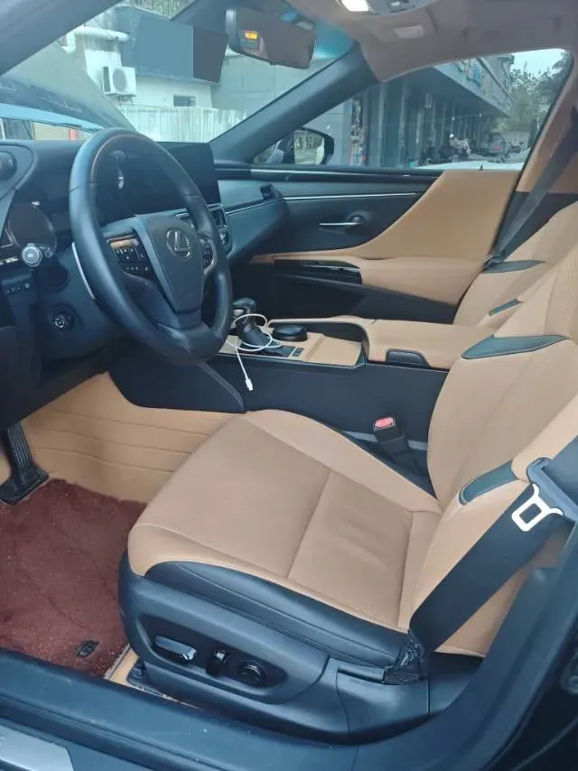 2023 Lexus ES 2.0L 173HP L4 CVT,autocango,china used car exporter,china ev exporter,chinese used car exporter,chinese used ev exporter