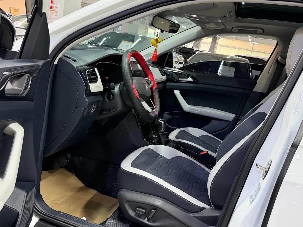 2026 Volkswagen Tharu 1.5L 110HP L4 6AT,autocango,china used car exporter,china ev exporter,chinese used car exporter,chinese used ev exporter